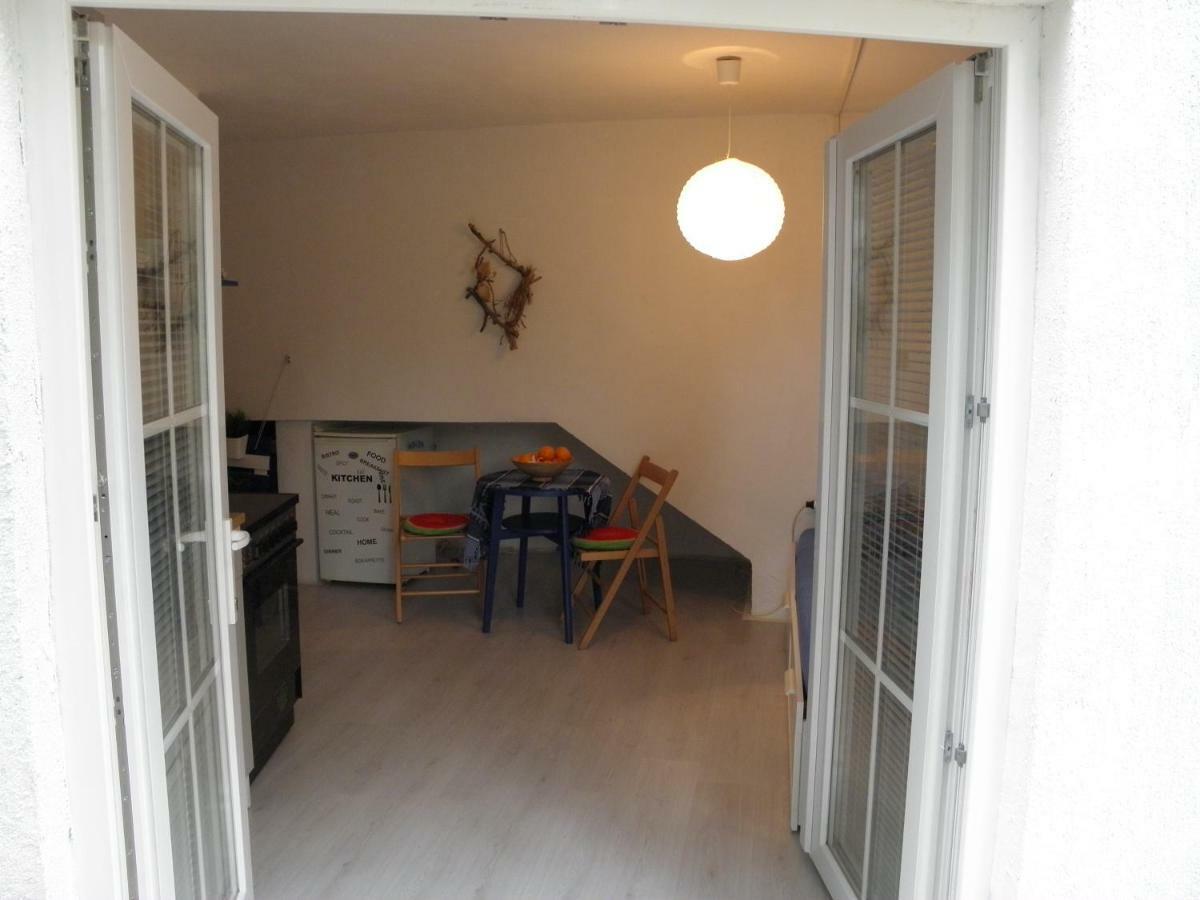 Hana Beach Apartment Novalja Eksteriør billede